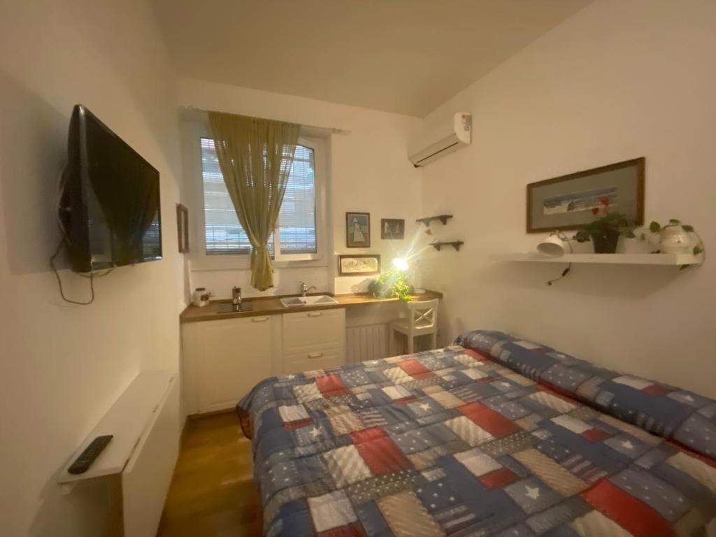 Ferienwohnung Piccolo E Indipendente A Garbatella Rom Exterior foto